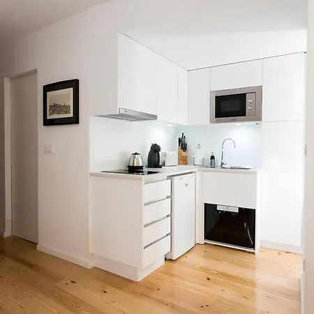 Casa Do Castelo 1- Work Or Relax In The Historic Heart Of Lisbon! * 리스본