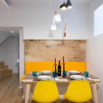 Casa Do Castelo 1- Work Or Relax In The Historic Heart Of Lisbon! Lägenhet *