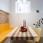 Lejlighed Casa Do Castelo 1- Work Or Relax In The Historic Heart Of Lisbon! *