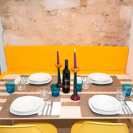 Casa Do Castelo 1- Work Or Relax In The Historic Heart Of Lisbon! דירה *